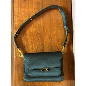 Marni Trunk Shoulder Bag Green